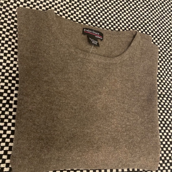 NEW Evelyn Grace Cashmere Mocha Heather Pullover Sweater, Size L - Picture 7 of 8